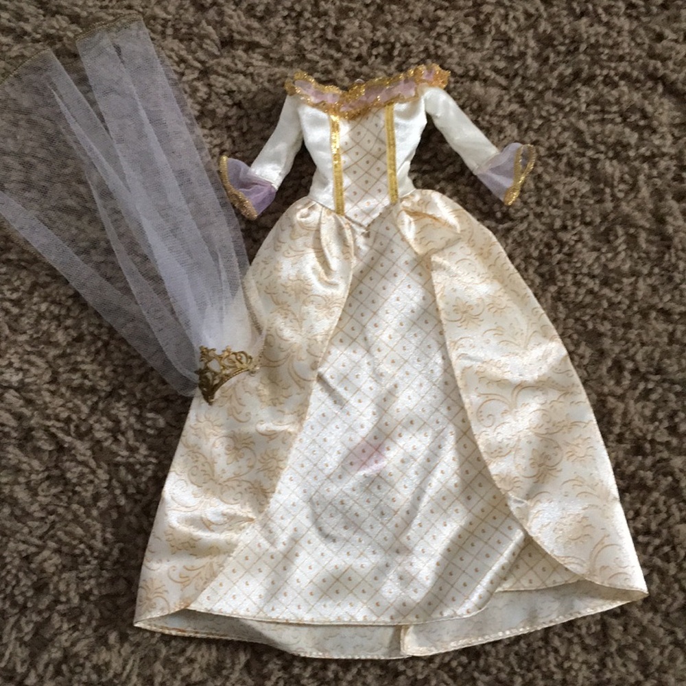 Vintage (2004) Mattel Barbie Anneliese & Julian outfits - Picture 6 of 13